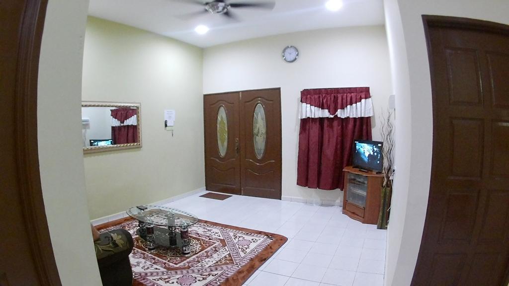 Homestay Selinsing Simpang Ampat Semanggol Exterior foto